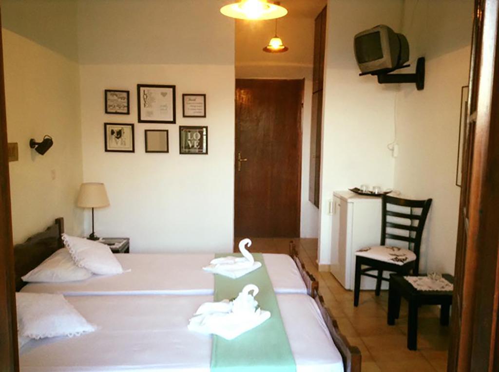 Saint George Hotel Rodhákinon Bagian luar foto