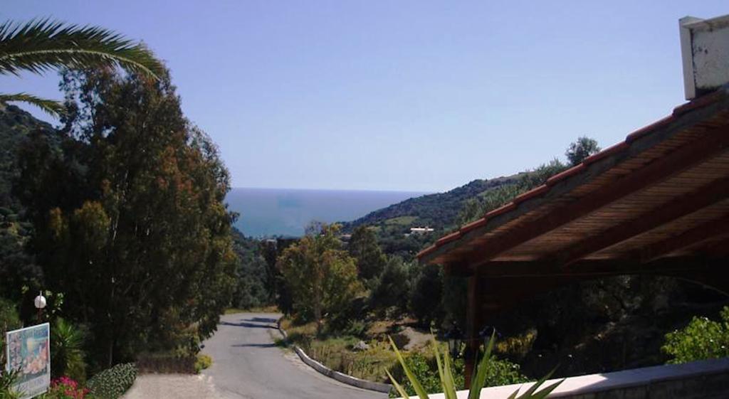 Saint George Hotel Rodhákinon Bagian luar foto
