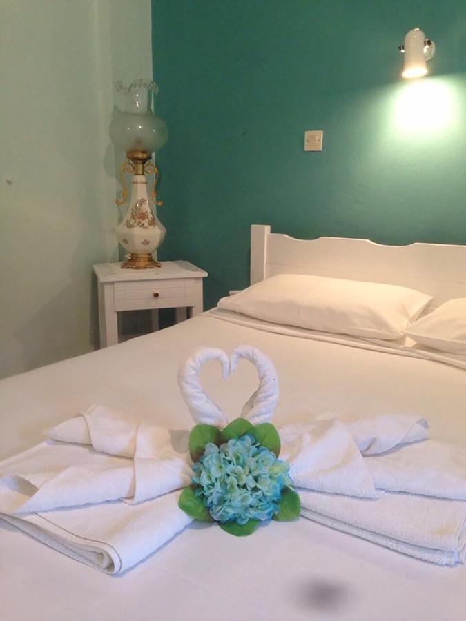 Saint George Hotel Rodhákinon Bagian luar foto