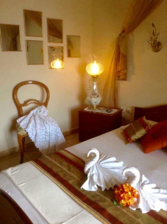 Saint George Hotel Rodhákinon Bagian luar foto